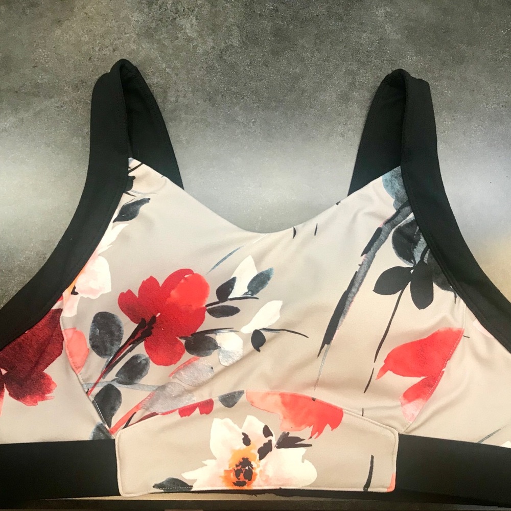 Fabletics High Support Sports Bra